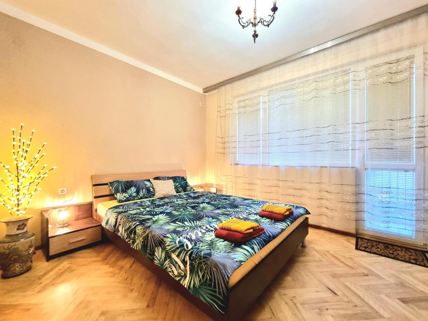 Super Center-Huge 2 Bedrooms Apartment Burgas City Exteriér fotografie